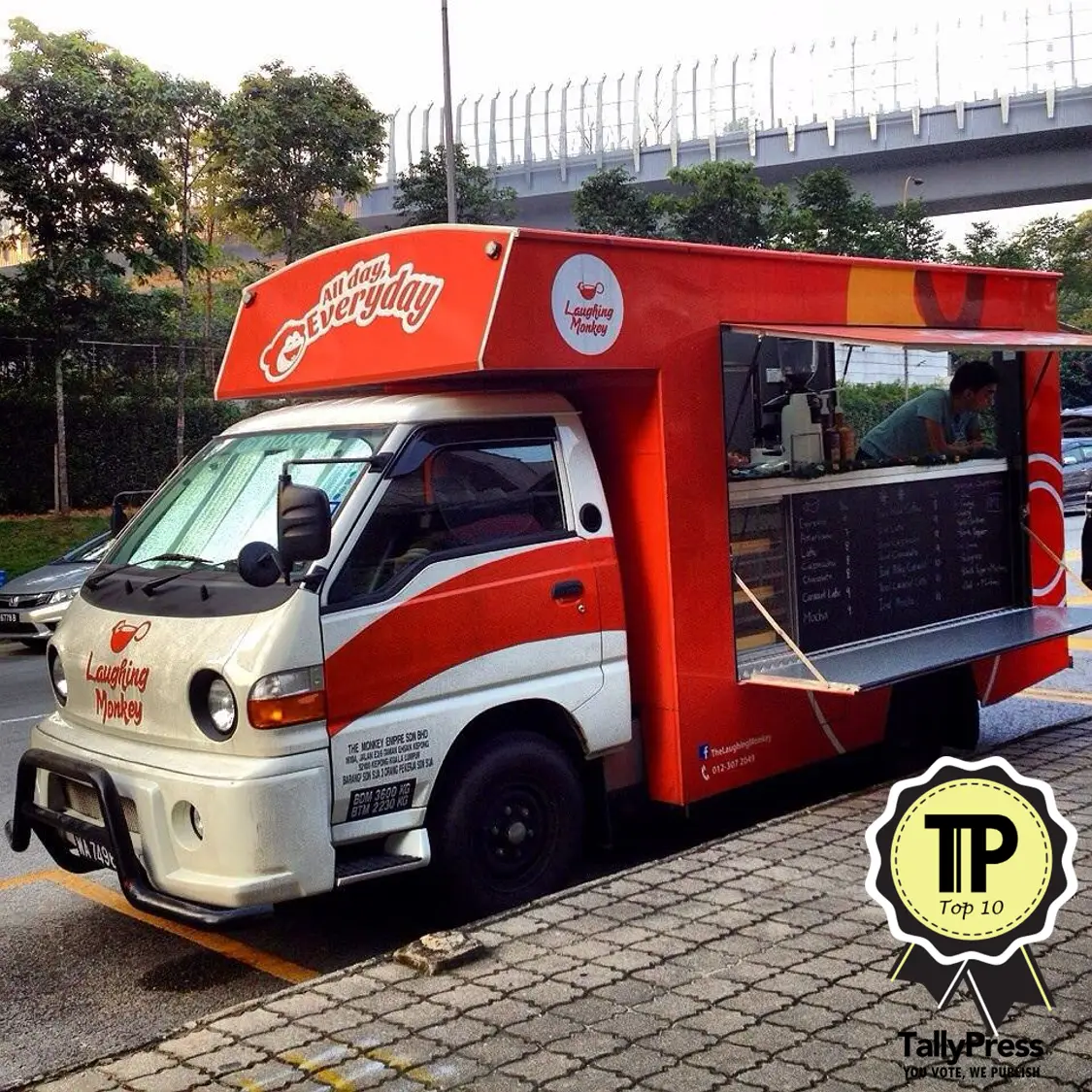 4-the-lauging-monkey-cafe-top-10-trending-food-trucks-in-malaysia-jpg