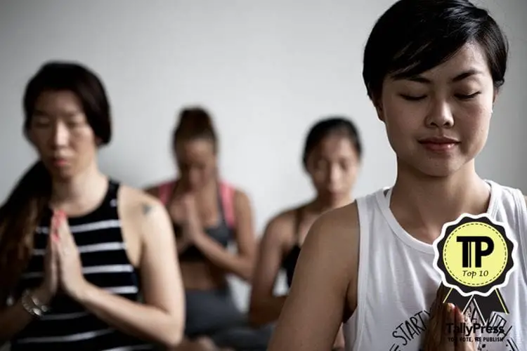 5-singapores-top-10-yoga-studios-yoga-movement