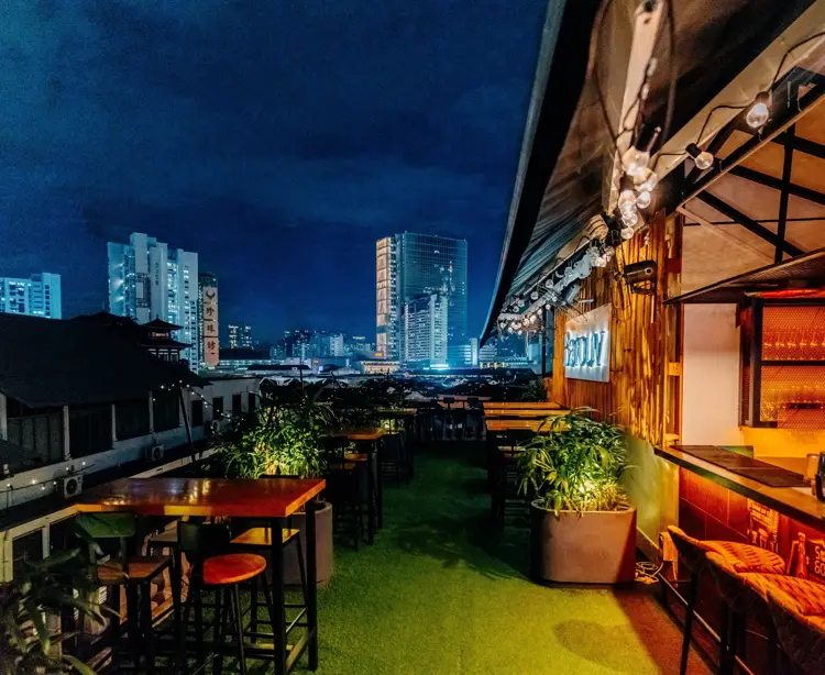 Barouv Rooftop Bar