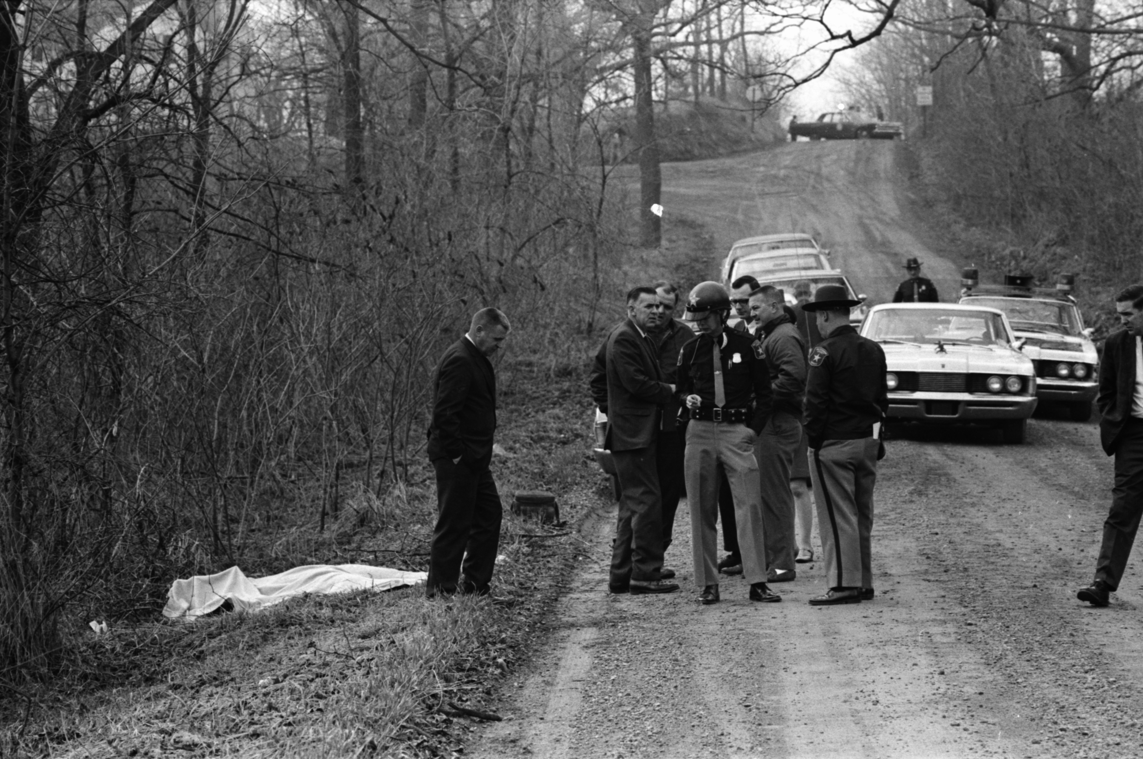 Graphic Crime Scene Photos Shocking And Gruesome 1920 - vrogue.co