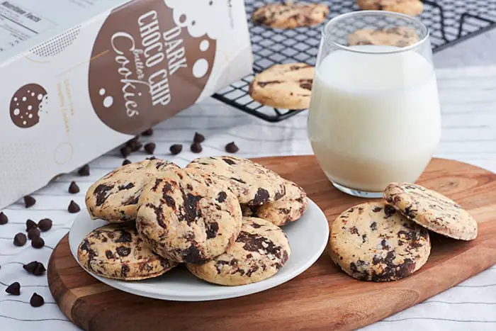 Dark Chocolate Chip Butter Cookies From Signature Market