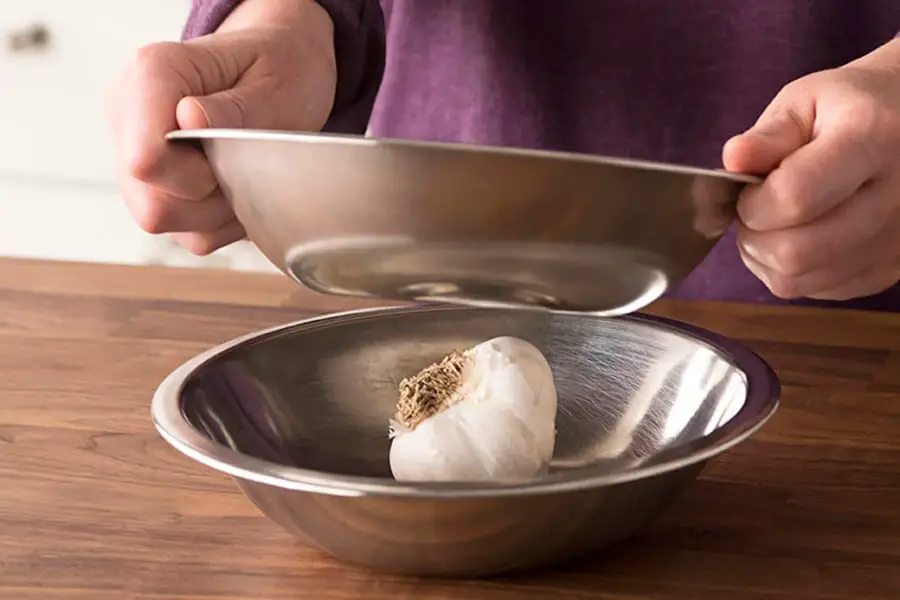 Peeling Hack #5: Peel Garlics Using The Shaking Method