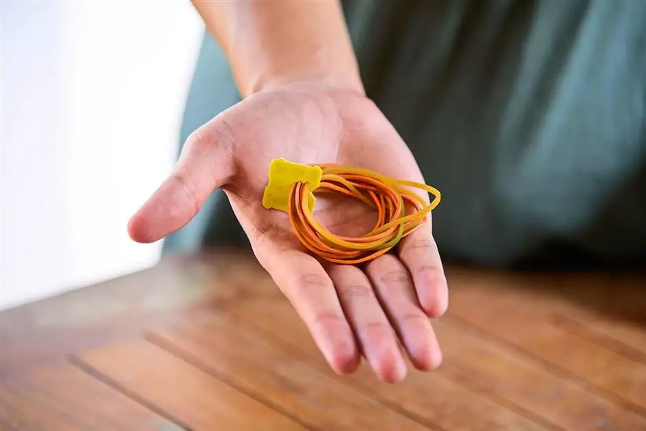 Bread Tag Hack #7: Rubber Band Holder