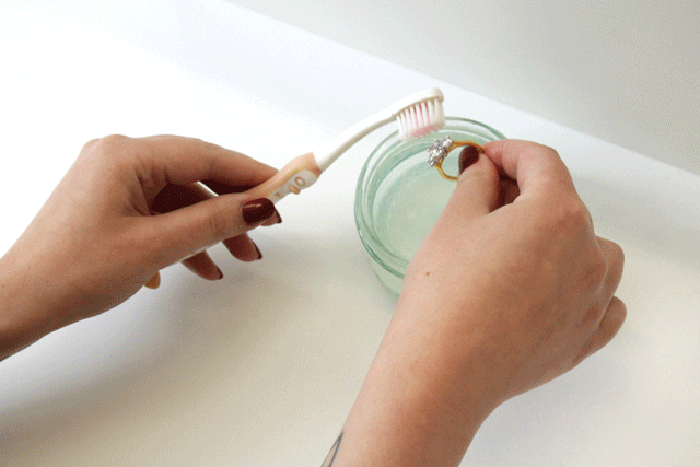 Old Toothbrush Hack #4: Clean Your Jewellery