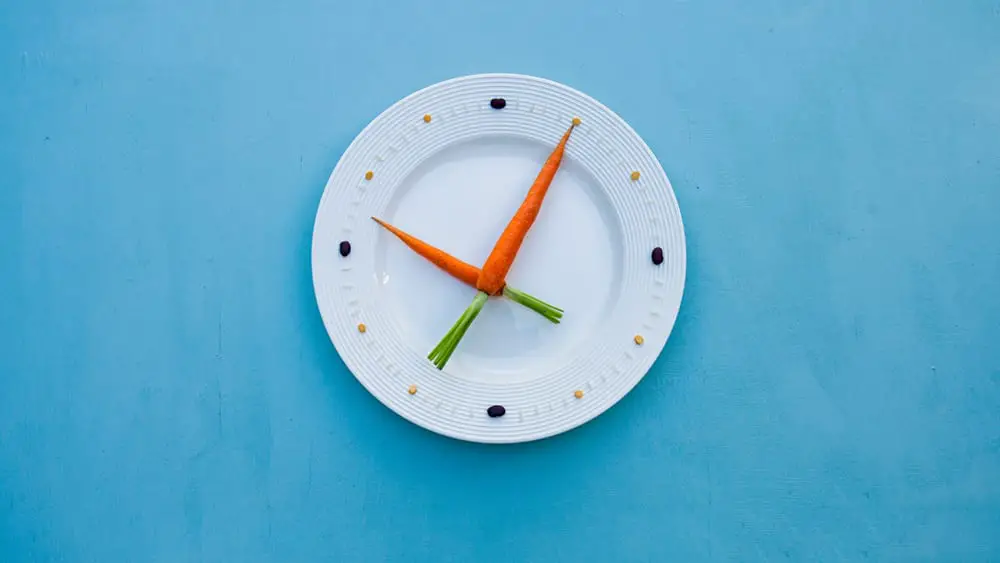Avoid Emotional Eating Tip #2: Maintain A Consistent Eating Schedule