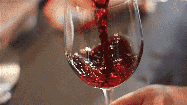 Daily Habits That Can Stain Your Teeth #4: Wine