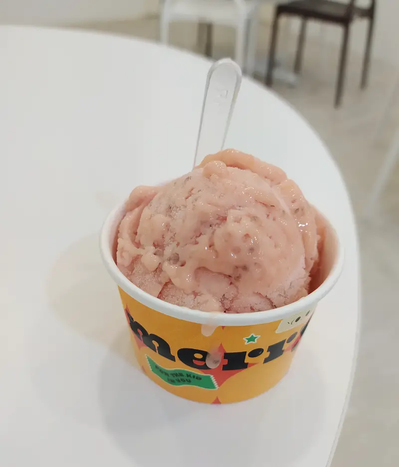 Merry Ice Cream: Pink Guava