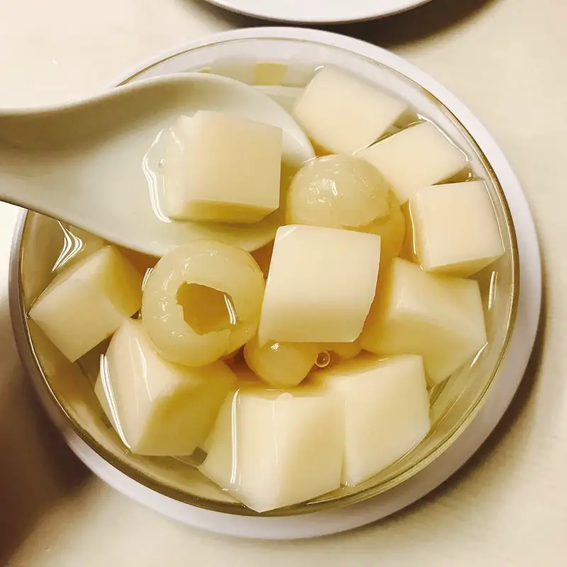 Longan Tofu: Soon Kee Herbal House