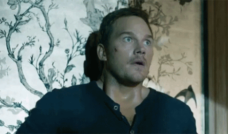 Owen (Chris Pratt) in a scene from "Jurassic World: Fallen Kingdom" (2018)