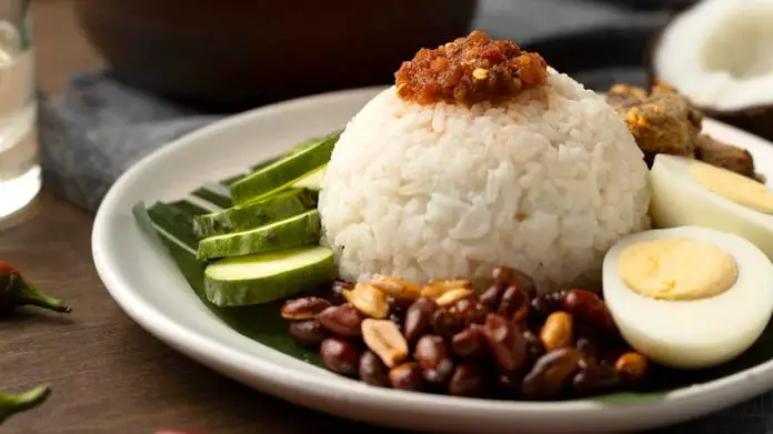 10 Places to Enjoy Nasi Lemak That Isn't Village Park Restaurant in Klang Valley