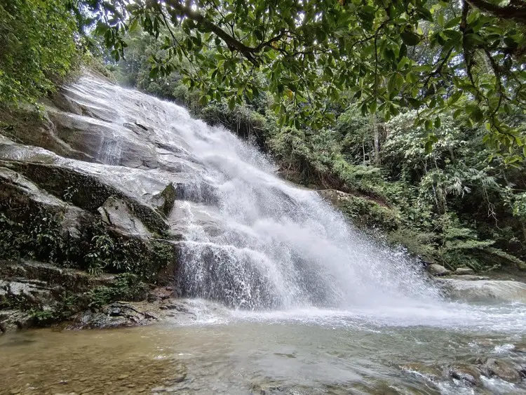 Lata Medang Waterfall