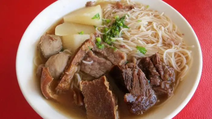 8 Places To Enjoy Ngiu Chap (Mixed Beef Noodles) in Sabah